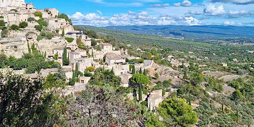 Vue panoramique de Gordes
